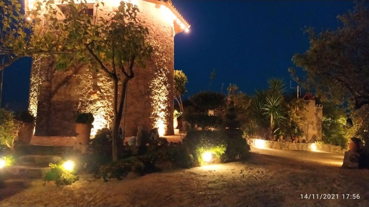 Traditional Windmill-Milos Kroustas Exterior foto